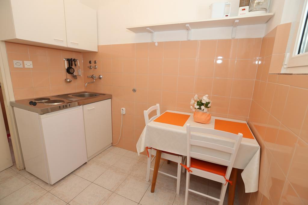Apartments Ljubica Башка Экстерьер фото